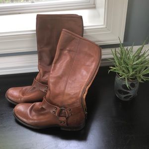 Frye boots- brown with zipper up the back
